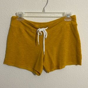 MONROW Women's Supersoft Vintage Style Sweatshorts Size M